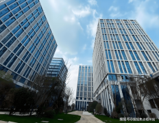 也让物业费出入一直处于阳光之下